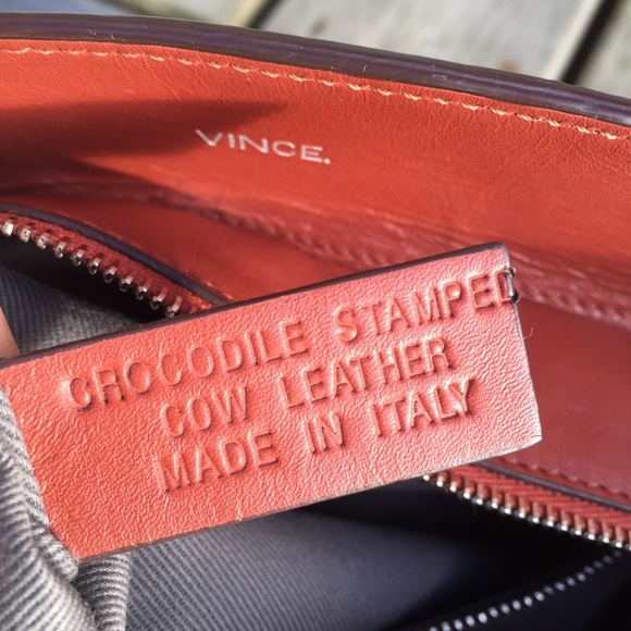 Vince Signature Baby V Croc Brown Leather Bag - Picture 6 of 15